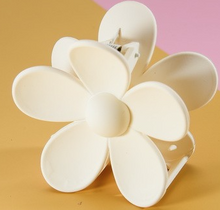 Load image into Gallery viewer, The Flower Claw Clips (8 Different Colors Available)