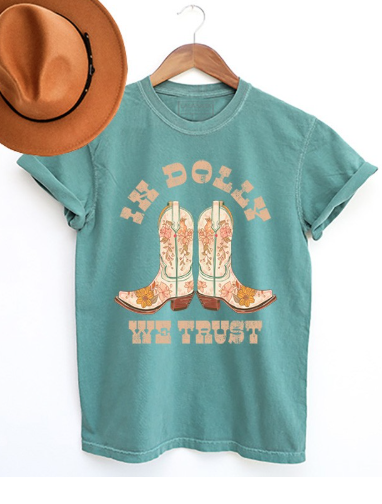 In Dolly We Trust Tee