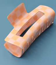 Load image into Gallery viewer, The Checkered Claw Clip