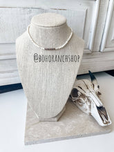Load image into Gallery viewer, Western Navajo Style Bead Choker Necklace: Black