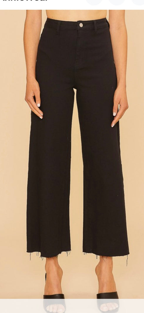 The Janelle Jeans-Black