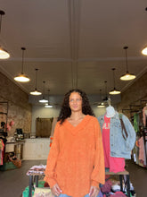 Load image into Gallery viewer, The Vintage Vaylor Top-Rust