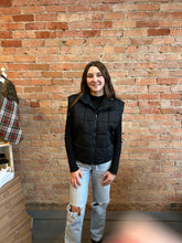 Load image into Gallery viewer, The Frosty Vest-Black