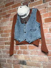 Load image into Gallery viewer, The Pointelle V Neck Cardi
