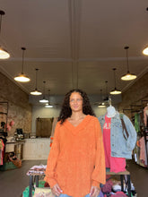 Load image into Gallery viewer, The Vintage Vaylor Top-Rust