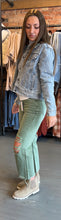 Load image into Gallery viewer, Pearl Jean Jacket